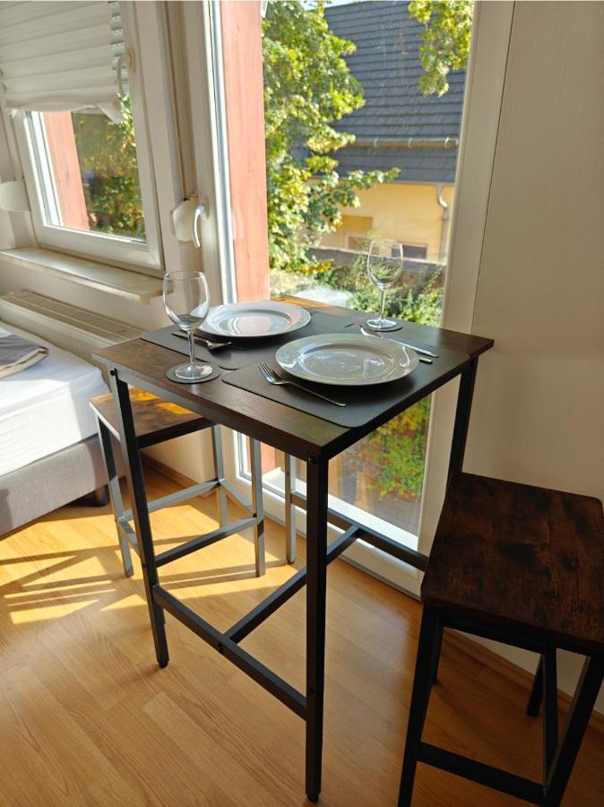 2br Apartment, Parking, Wi-fi, Tv In Karow Appartement
